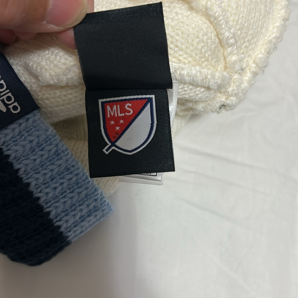 Adidas Hat - Picture 6 of 6